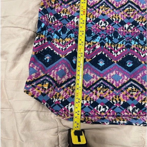 EVERLY-Notch V-Neck Shift Dress Purple Tile Print-Sz.M - Picture 9 of 14